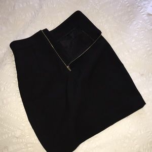 Black pencil skirt with gold details